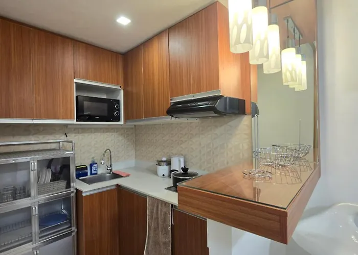 With Car Park, Wifi, Netflix Compostela (Cebu)