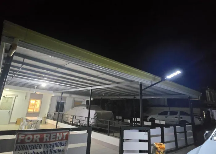 With Car Park, Wifi, Netflix Compostela (Cebu)