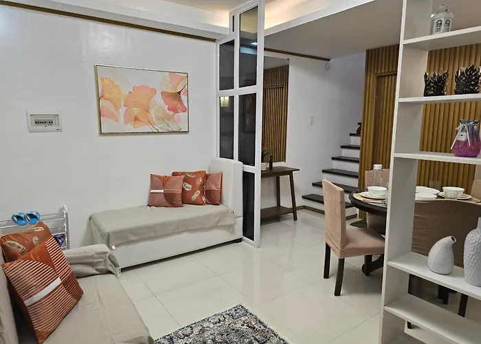 With Car Park, Wifi, Netflix Apartment *