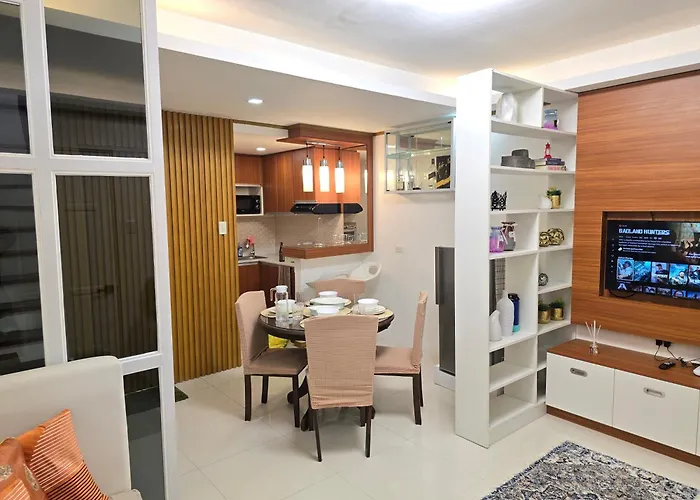 Apartment With Car Park, Wifi, Netflix Compostela (Cebu)